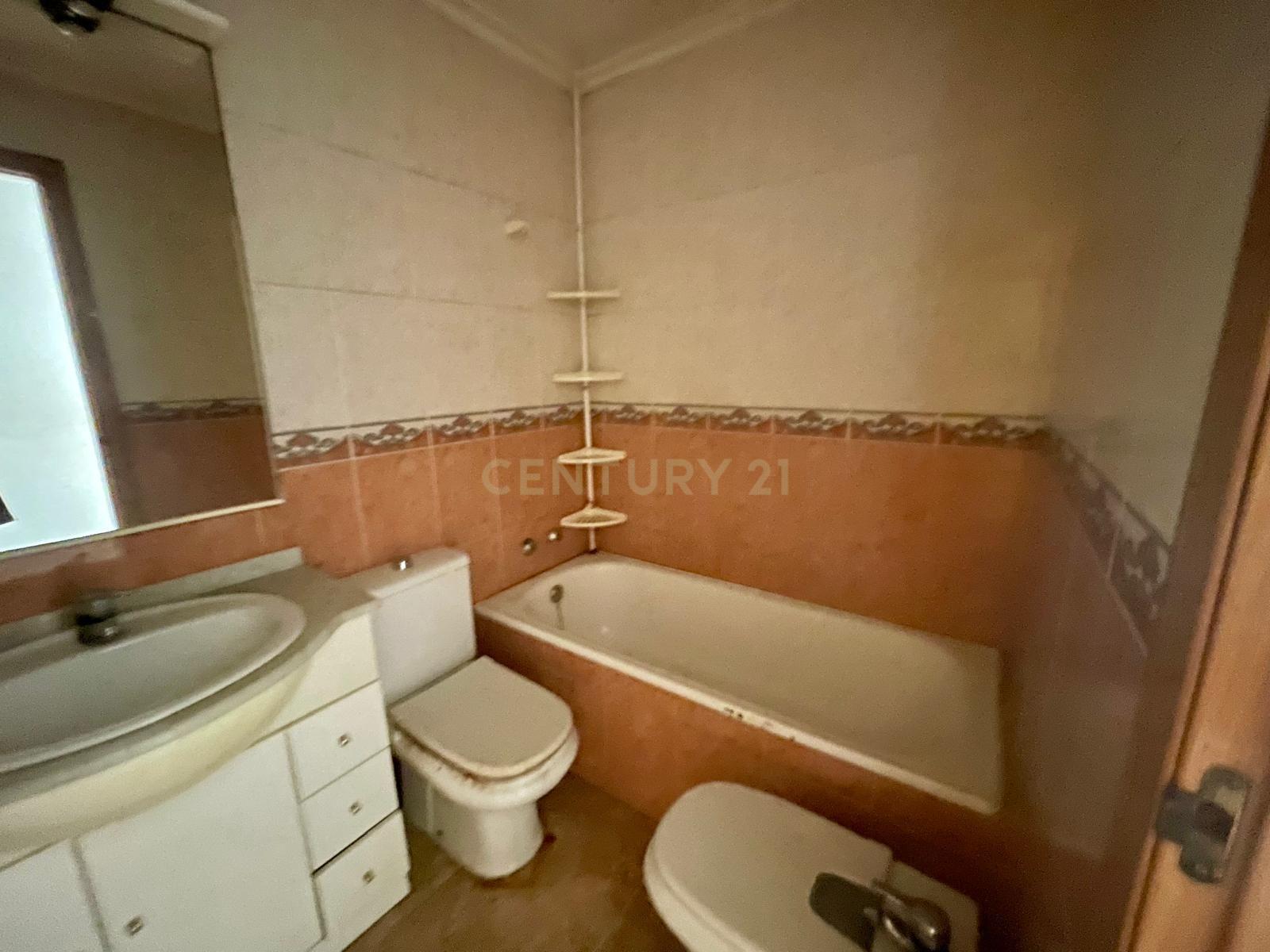 Duplex Moderno com Terraço e Varanda em Alacant/Alicante - Image 8